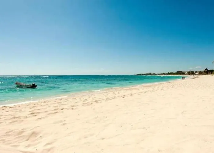 Beachfront Hammock Heaven Apartment